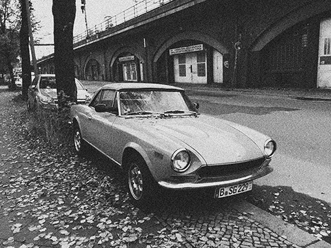 Voiture ancienne - Berlin 1016